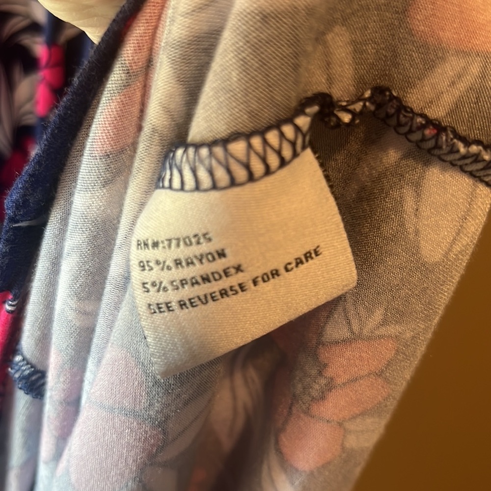 Liz Lange Super Soft Maxi Dress!!! Gorgeous Floral Print in Excellent Condition - Picture 4 of 5